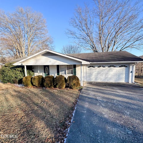 1st photo of 172 Eastern Star Road