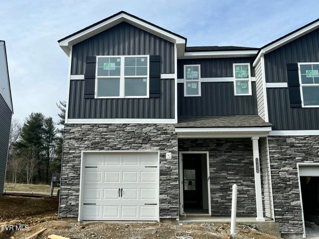 1st photo of 1134 Wenna Way 