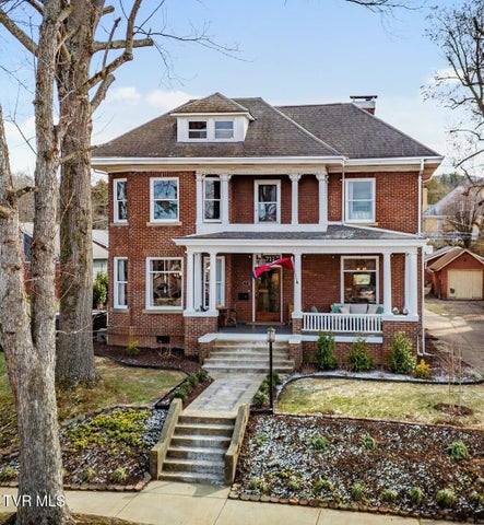 1st photo of 717 Pine Street