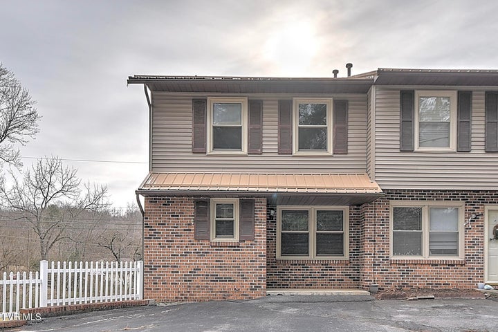 1st photo of 1476 Tn-126 