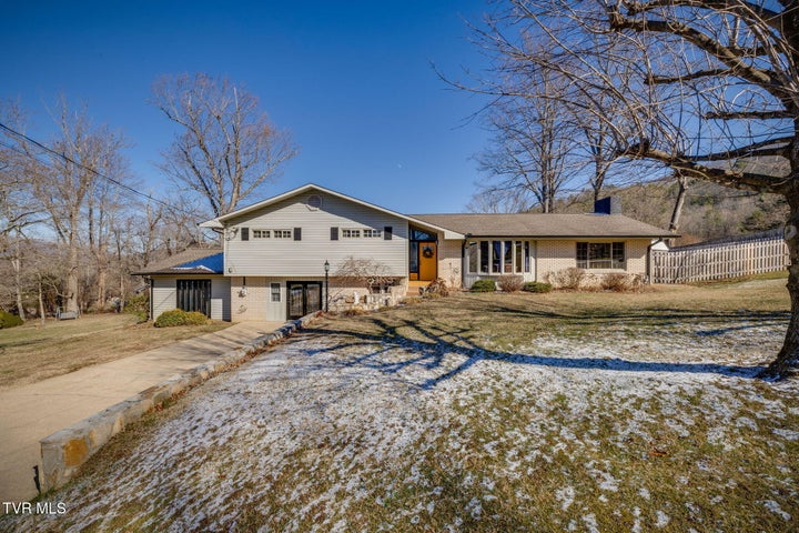 1st photo of 204 Luttrell Street