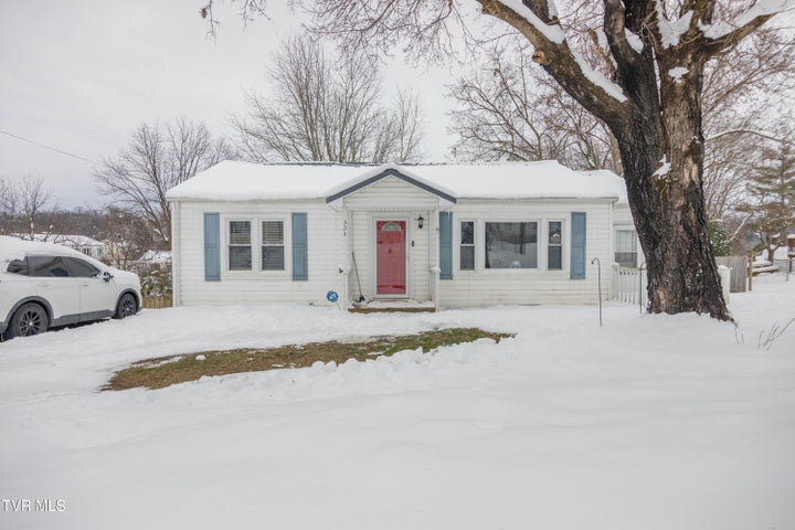 1st photo of 324 Juniper Street