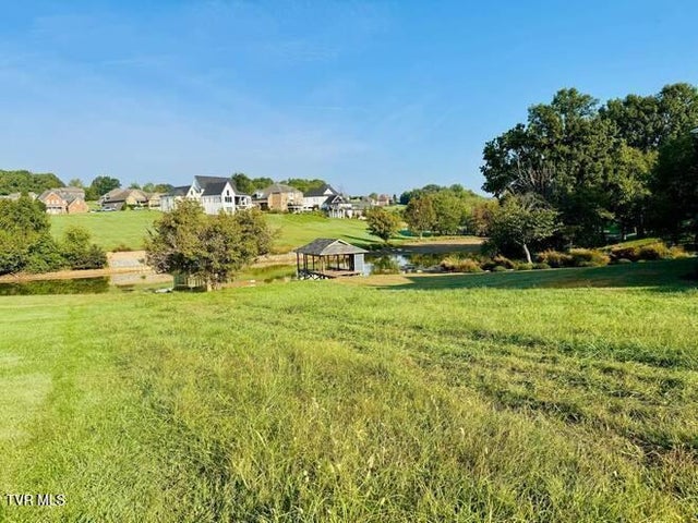 1st photo of 164 Forest Lane