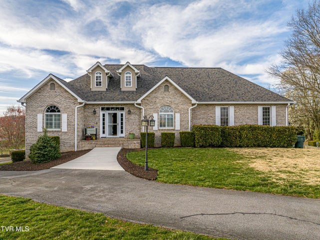 1st photo of 625 Locust Street