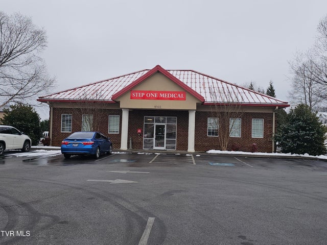 1st photo of 4502 Bristol Highway