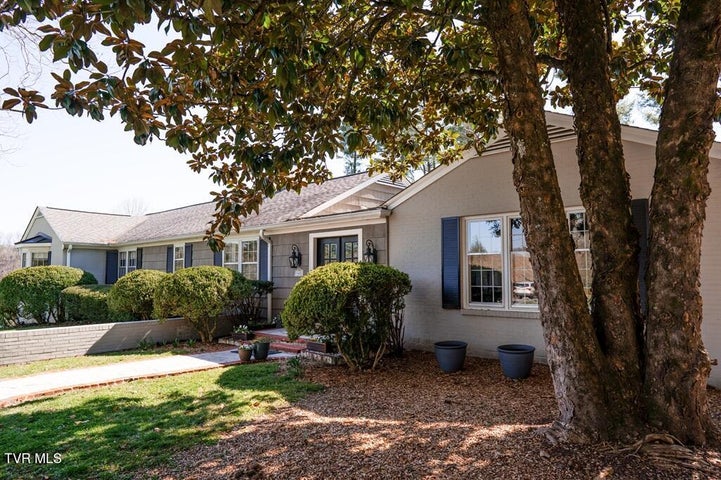 1st photo of 100 Earlway Road