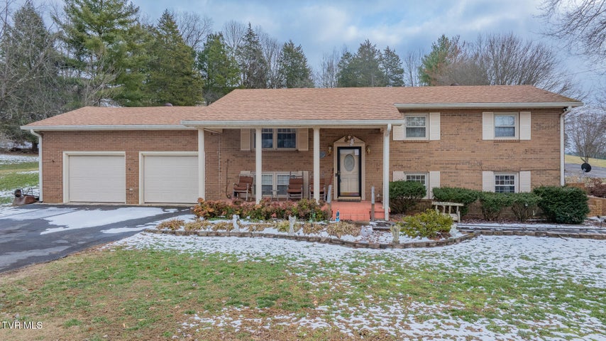 1st photo of 104 Chappell Road