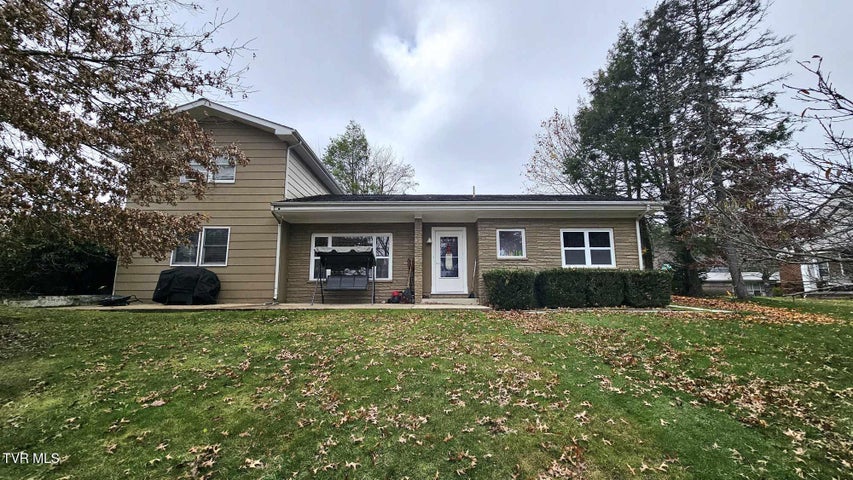 1st photo of 116 Barker Avenue