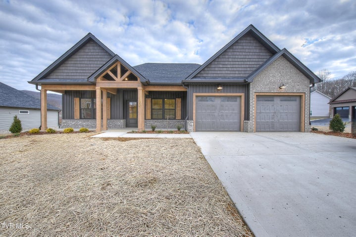 1st photo of 1207 Brown Road