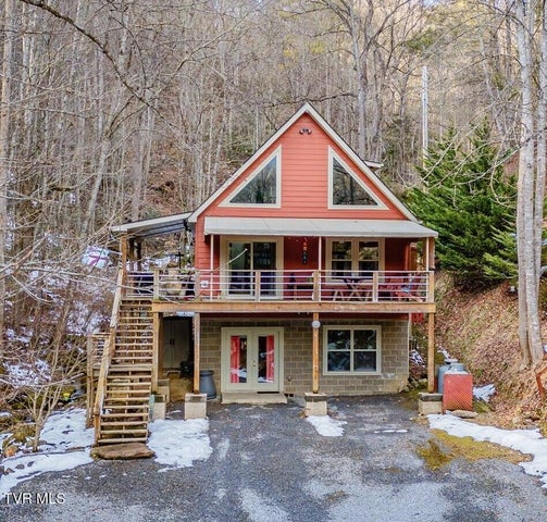 1st photo of 139 Charlie Harrell Lane