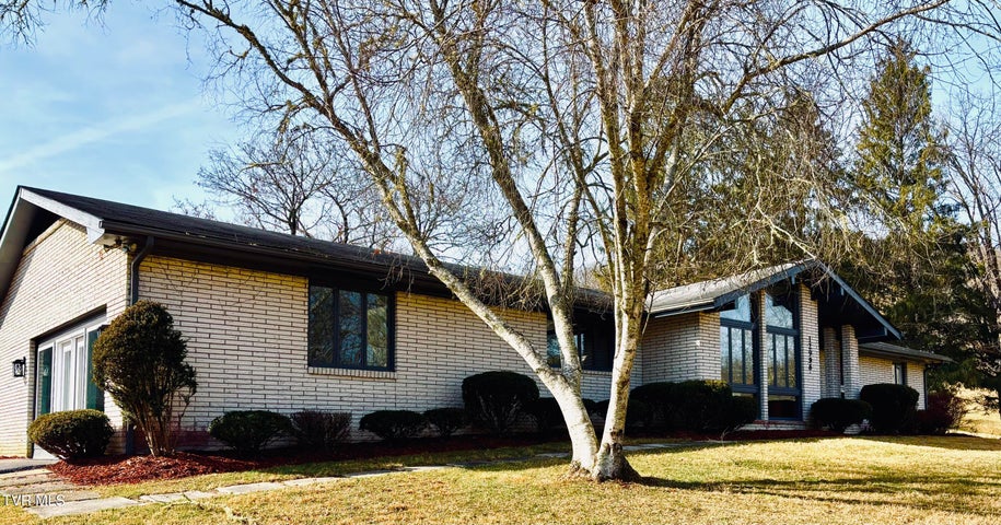 1st photo of 12996 River Lane