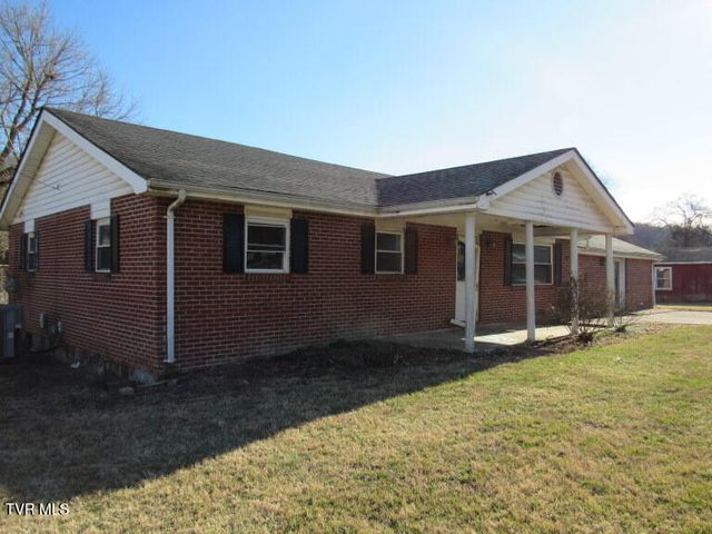 1st photo of 301 Rose Hill Drive