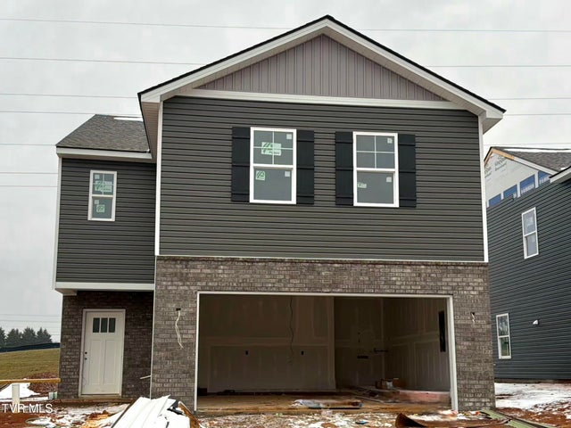 1st photo of 240 Chimney View Loop 