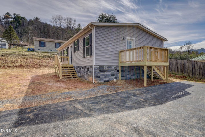 1st photo of 206 Florida Avenue