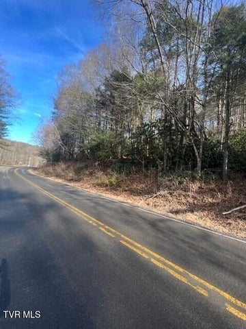 1st photo of Near 2995 State Route 606 