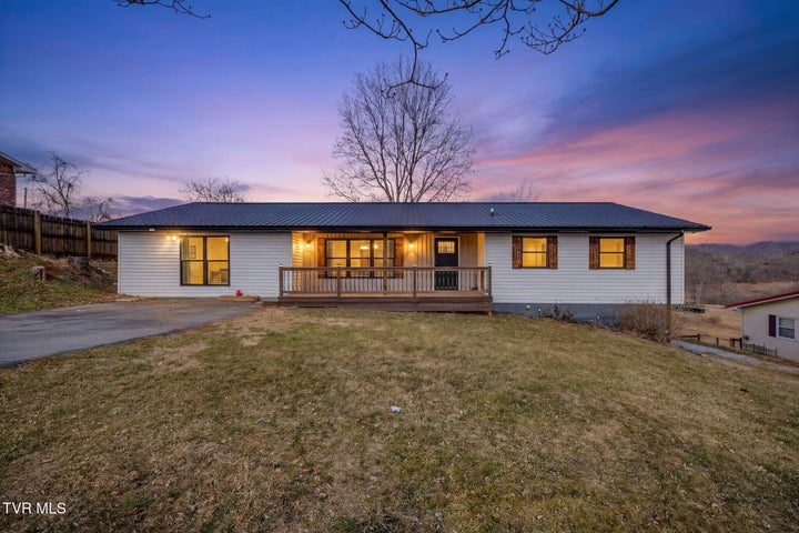 1st photo of 307 Carolina Street