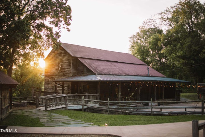 1st photo of 21405 Parks Mill Road