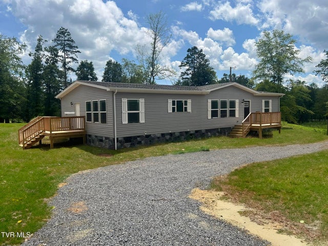 1st photo of 290 Race Track Road