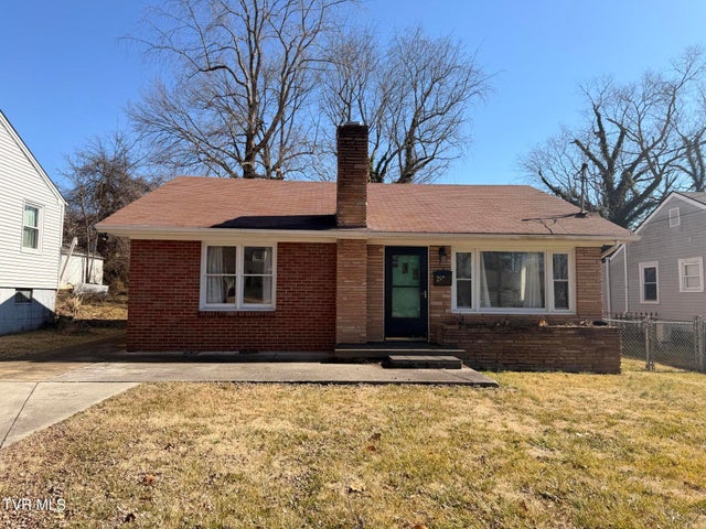 1st photo of 29 24th Street