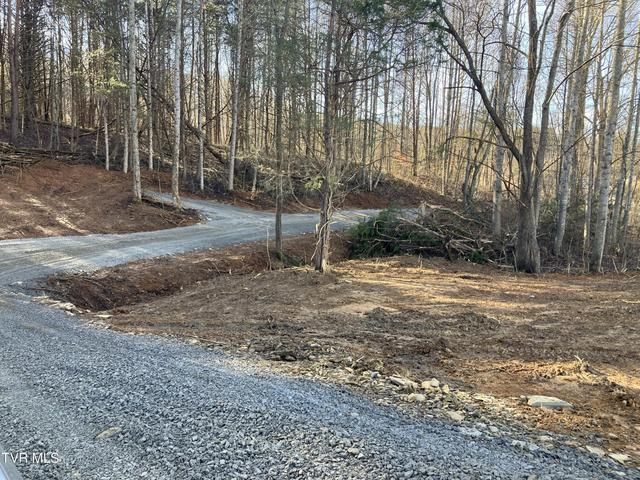 1st photo of 3927 Cherokee Road