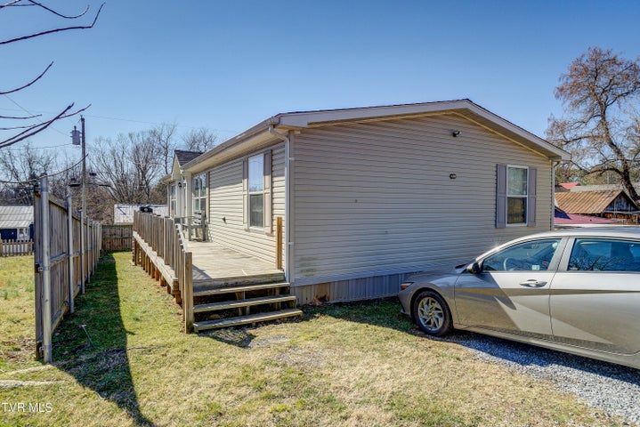 1st photo of 918 Hopson Street