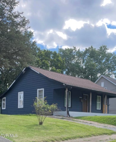 1st photo of 1133 Cherry Street