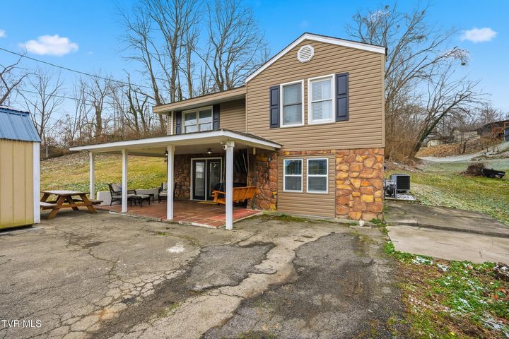 1st photo of 644 Page Street