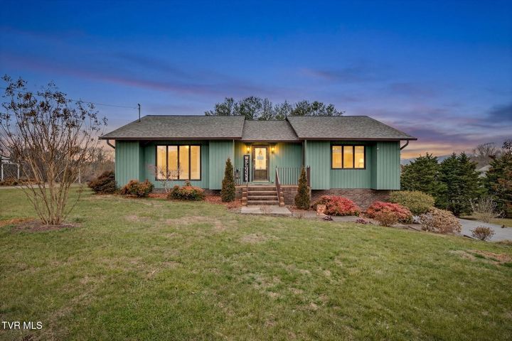 1st photo of 309 Armstrong Drive