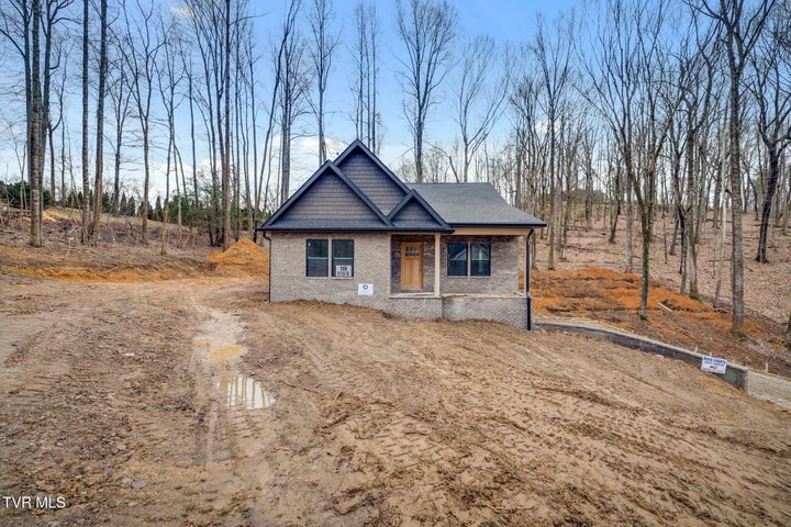 1st photo of 119 Victor Drive