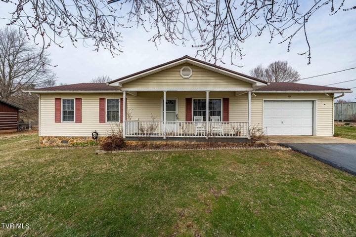 1st photo of 605 Old Snapps Ferry Road