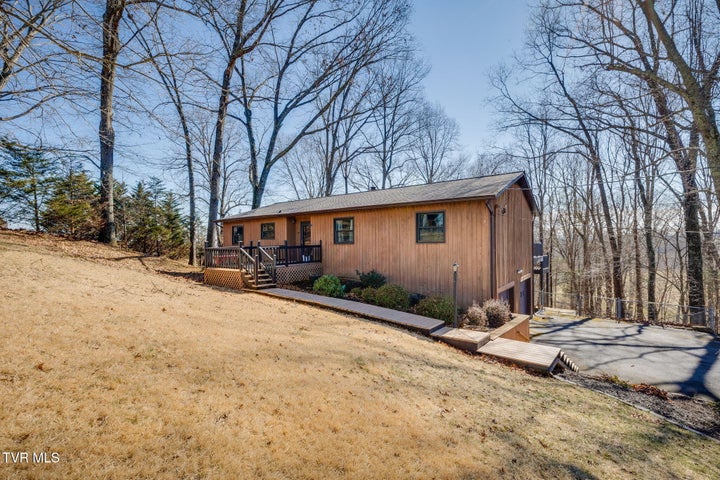 1st photo of 1006 Olympus Circle