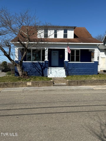 1st photo of 600 Moore Street