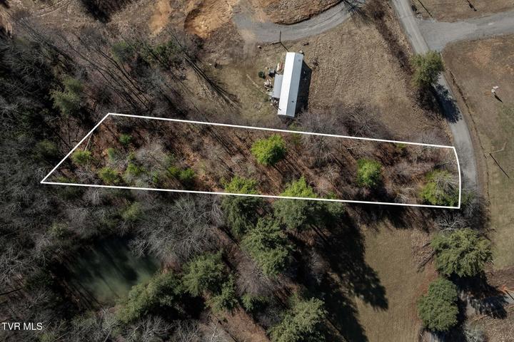 1st photo of 828 Red Brush Road