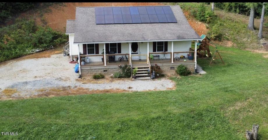 1st photo of 1915 Dante Road