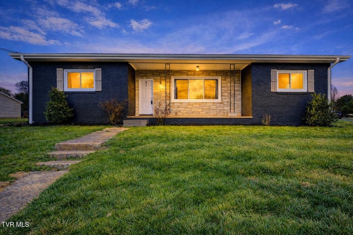 1st photo of 192 Old Embreeville Road