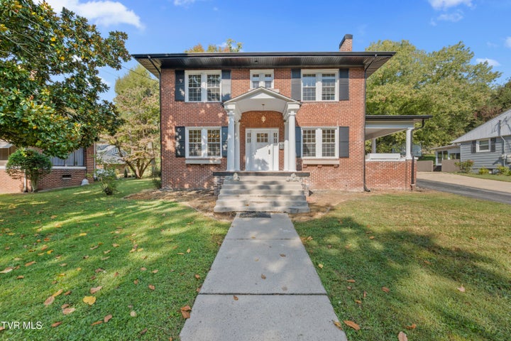 1st photo of 1224 7th Avenue