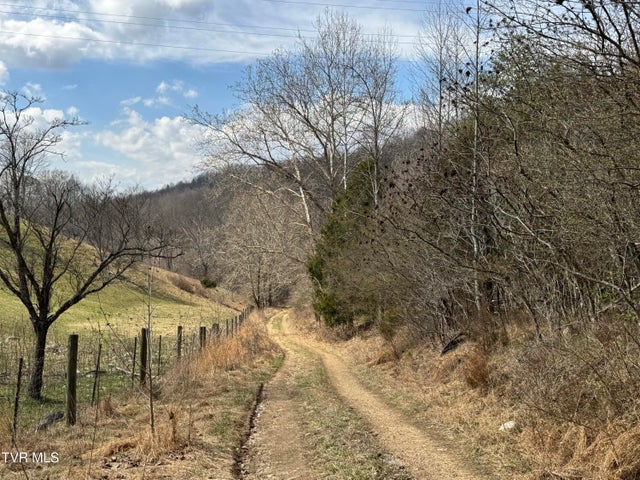 1st photo of 6996 Manville Road