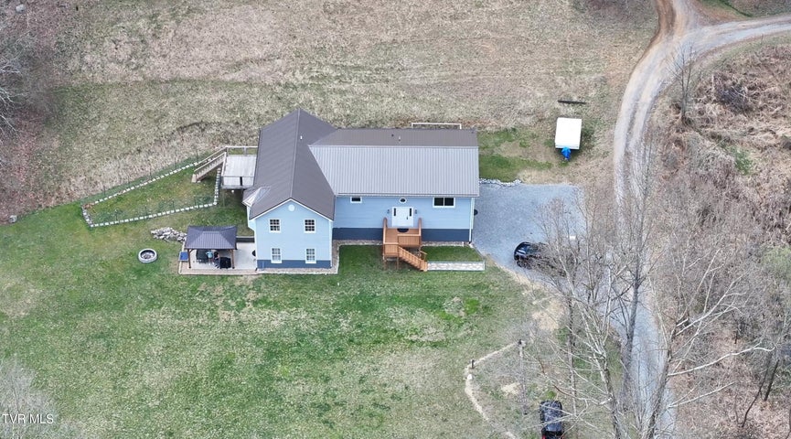 1st photo of 391 Timbertree Branch Road