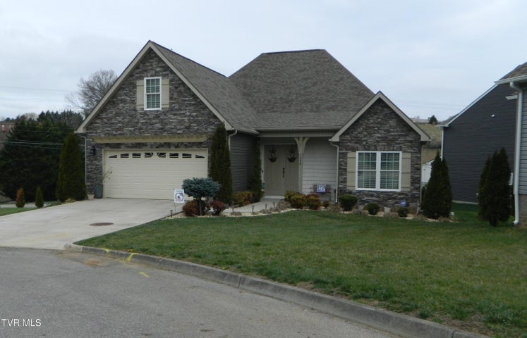 1st photo of 1228 Downing Place