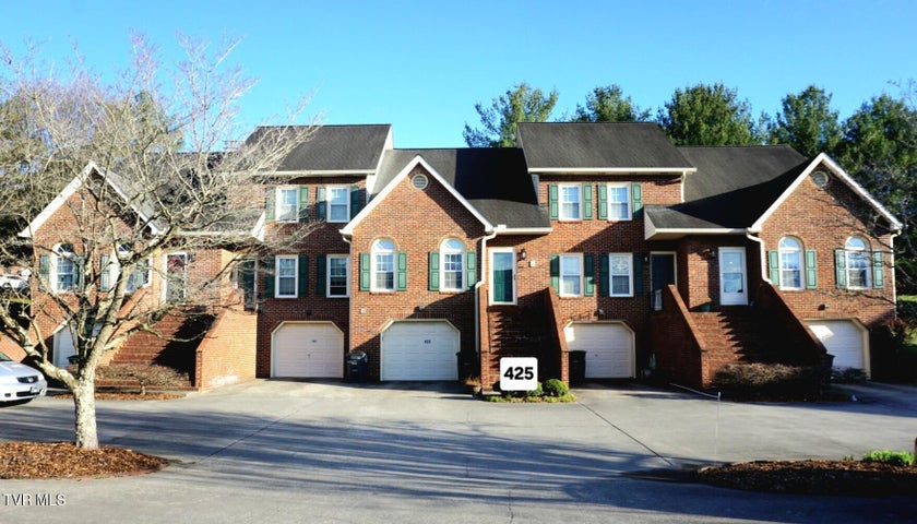 1st photo of 425 Andover Court