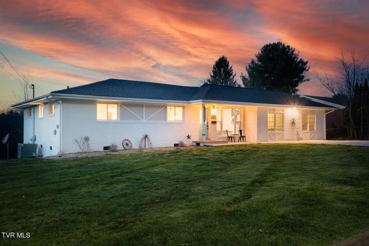 1st photo of 508 Woodhaven Drive