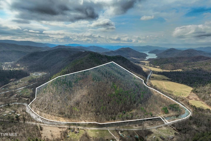 1st photo of 9613 Roan Creek Road