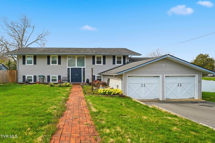 1st photo of 6320 Booth Court