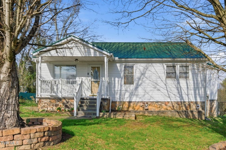 1st photo of 307 Tween Hills Road