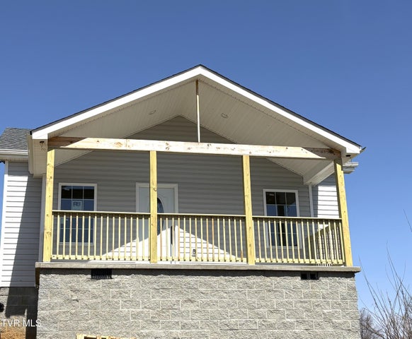 1st photo of 1720 Pendleton Street