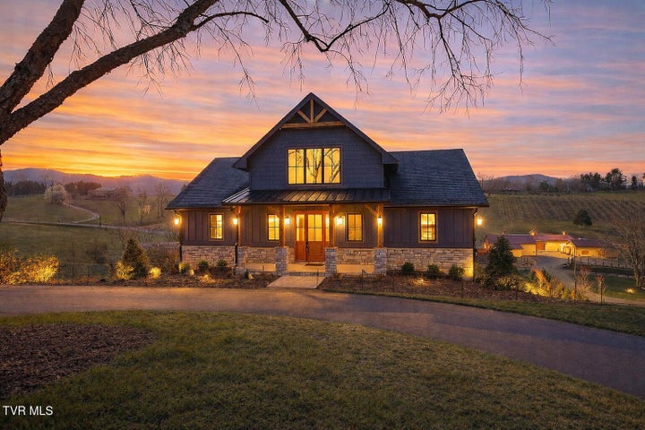 1st photo of 232 Farmhouse Village Trail