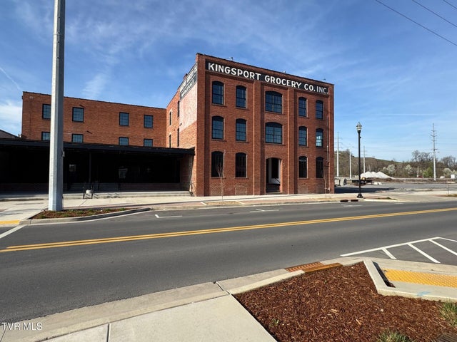 1st photo of 453 Main Street