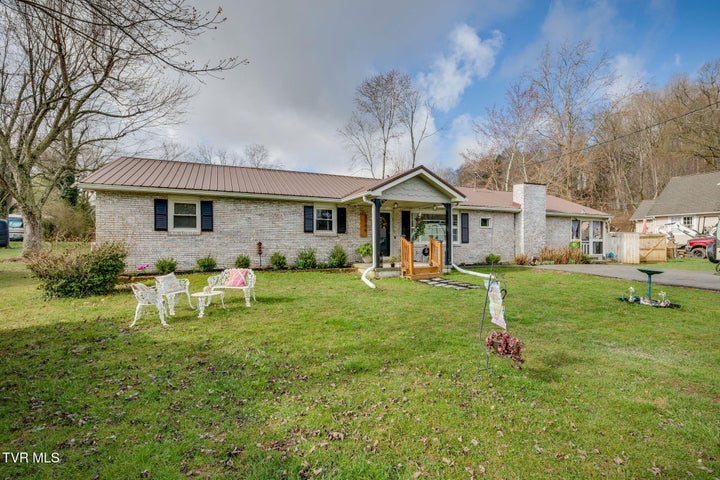 1st photo of 2104 Miller Lane