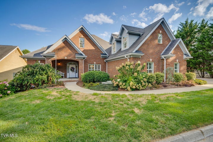 1st photo of 292 Alpine Trail