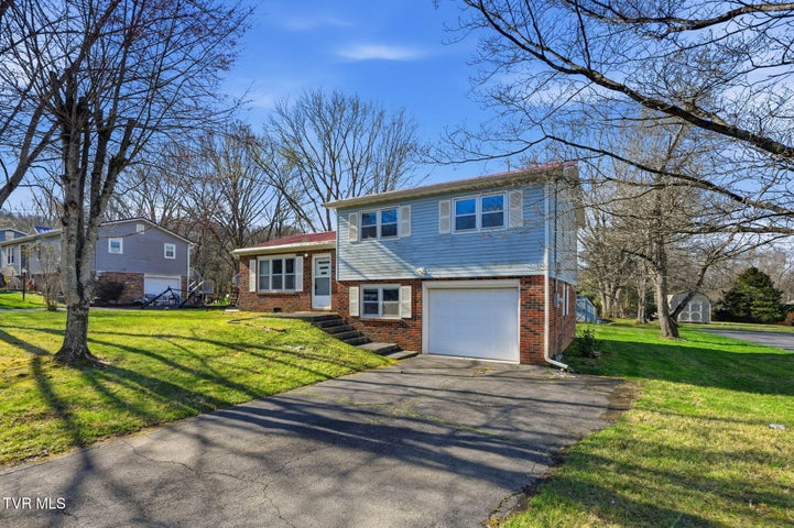 1st photo of 2610 Austin Village Boulevard